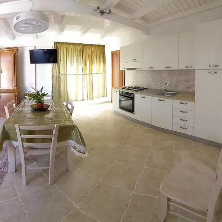 アパート Pescatori ランペドゥーザ